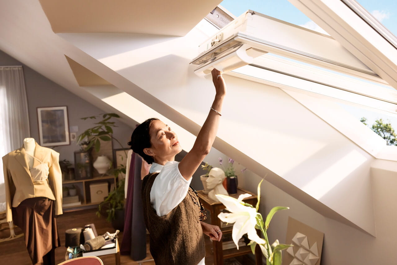 Meten is weten: luchtkwaliteit meten in huis en beheersen met VELUX dakvensters 